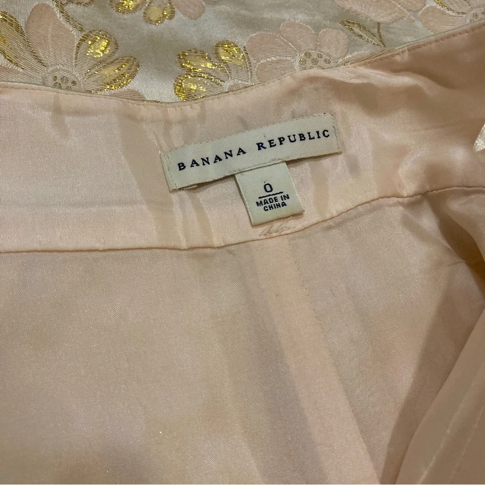 Banana Republic Pencil Skirt With Sequined Floral Embroidery - Size 0 - Picture 6 of 11